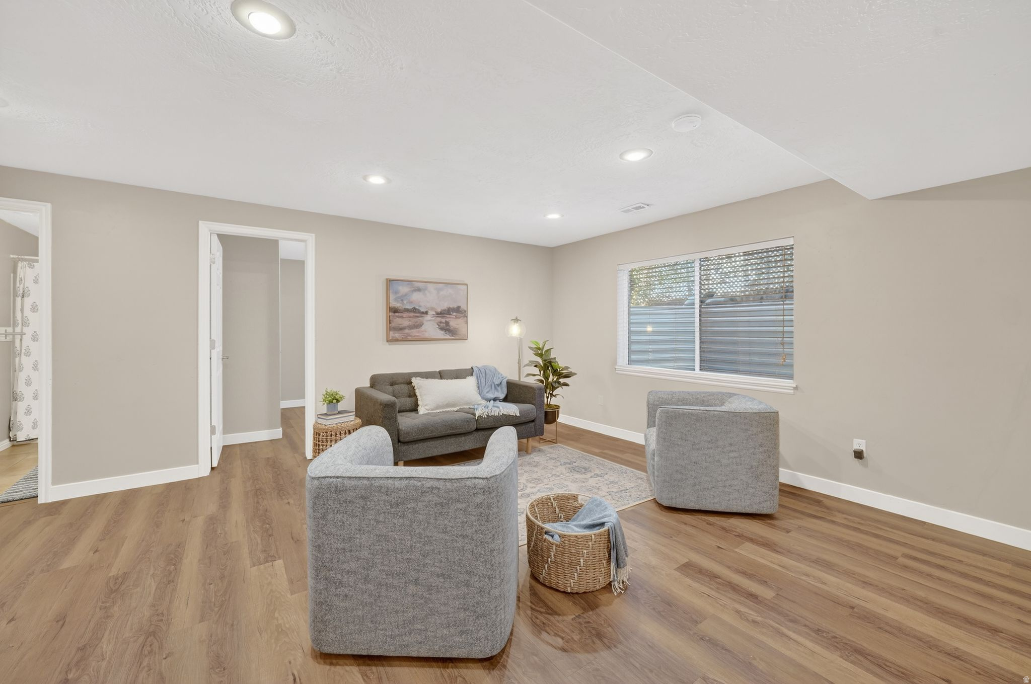 ROYCROFT TOWNHOMES - Residential Income