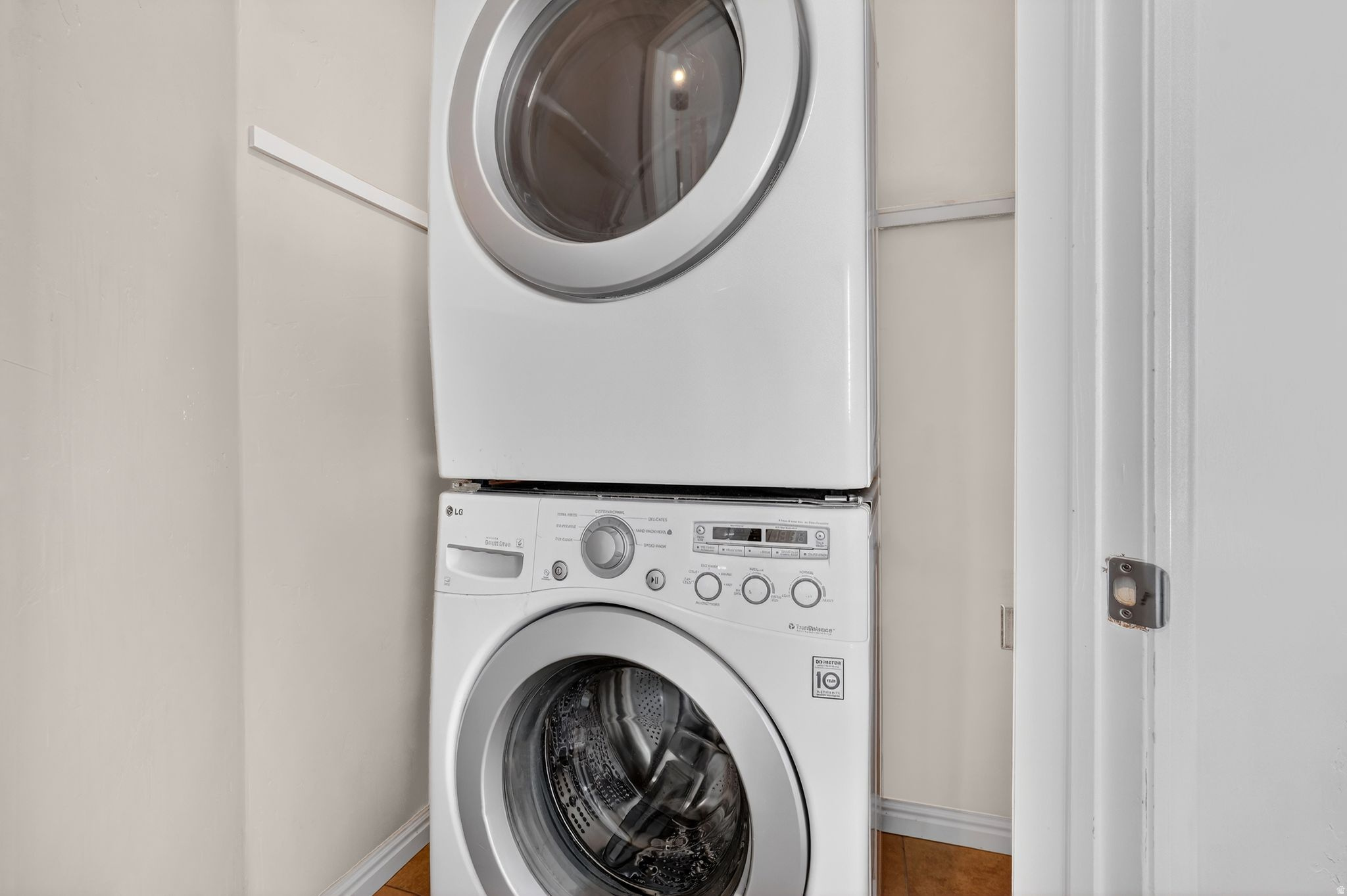 ROYCROFT TOWNHOMES - Residential Income