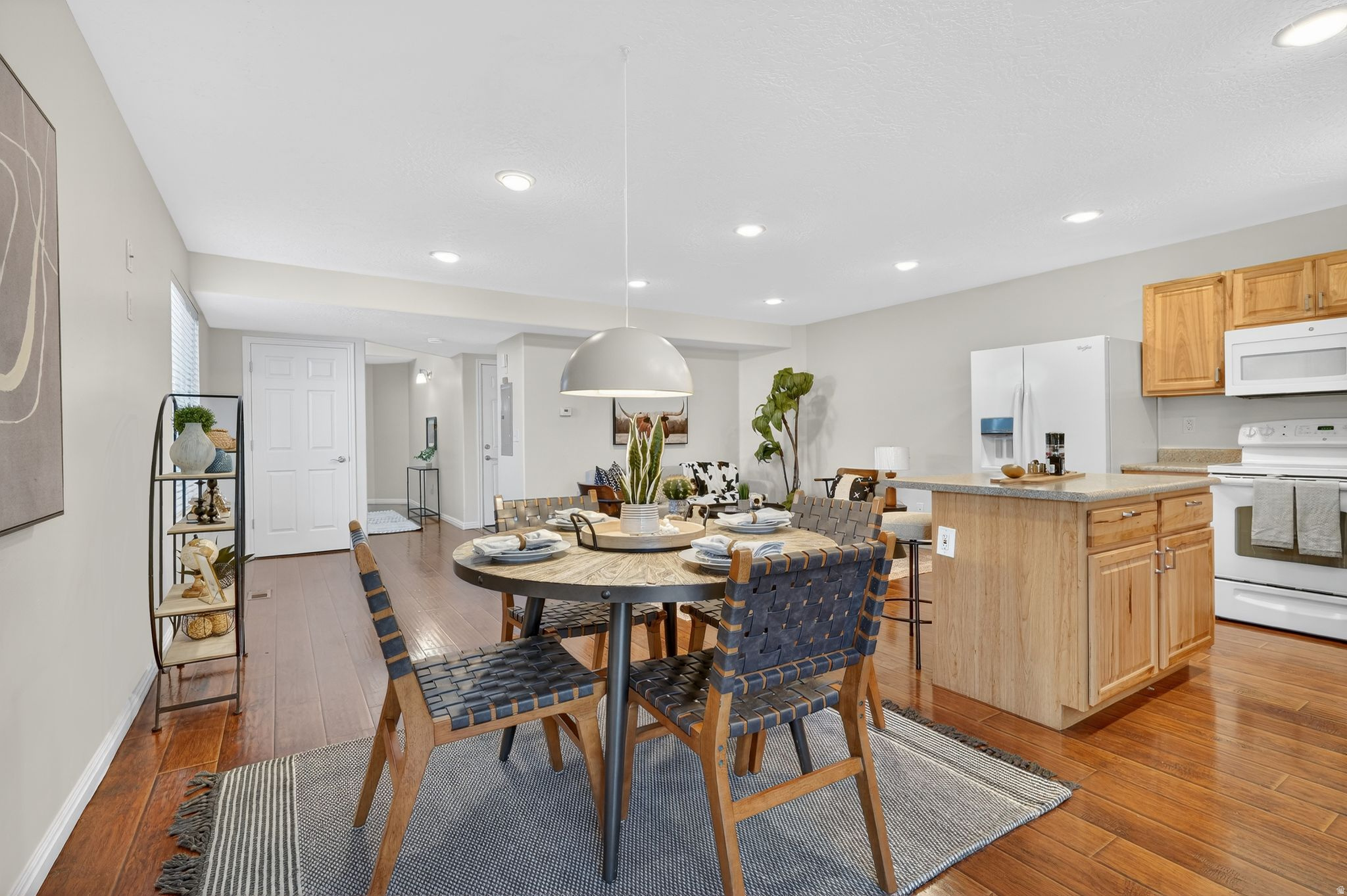 ROYCROFT TOWNHOMES - Residential Income