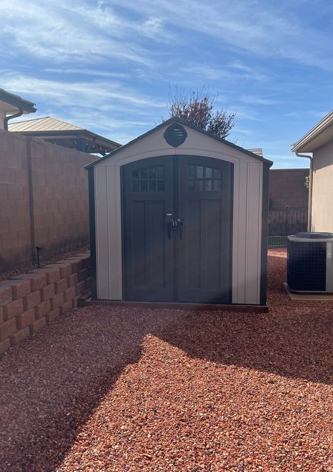 Tiny photo for 1228 E GORDON LN, Washington, UT 84780 (MLS # 2142362)