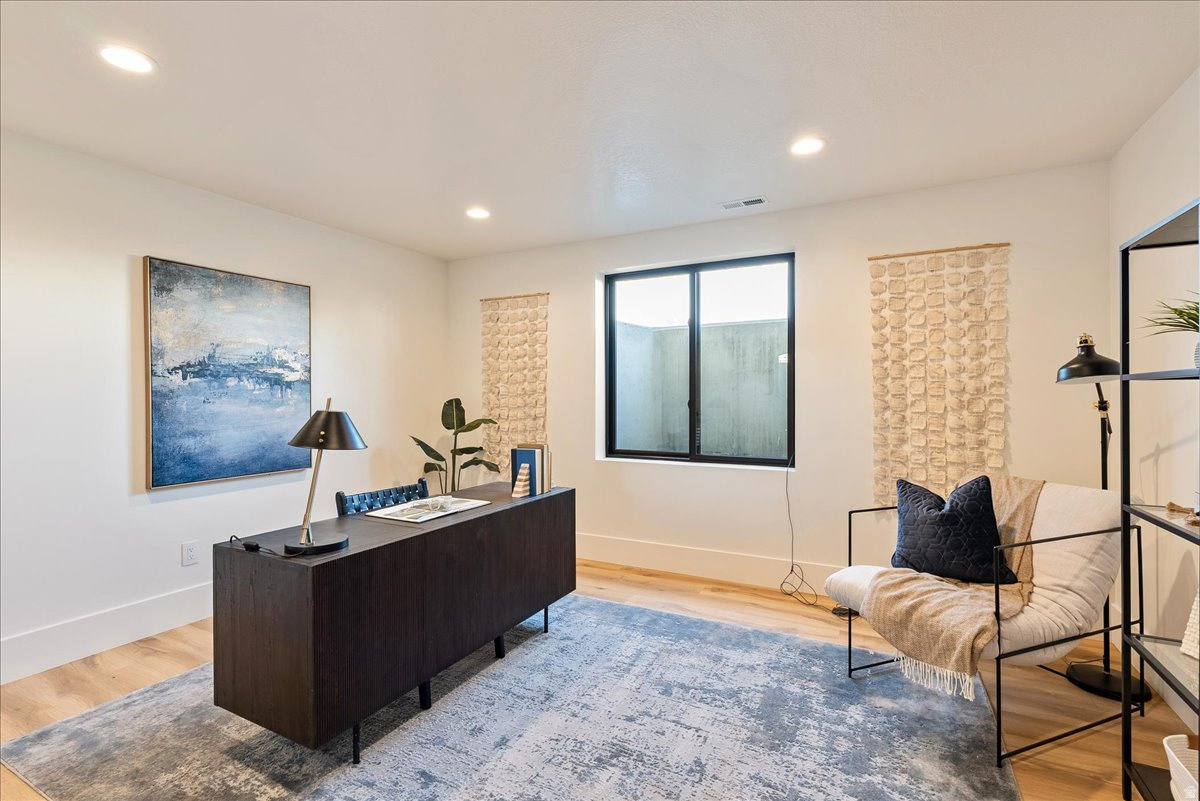 CENTER POINTE TOWNHOMES - Residential