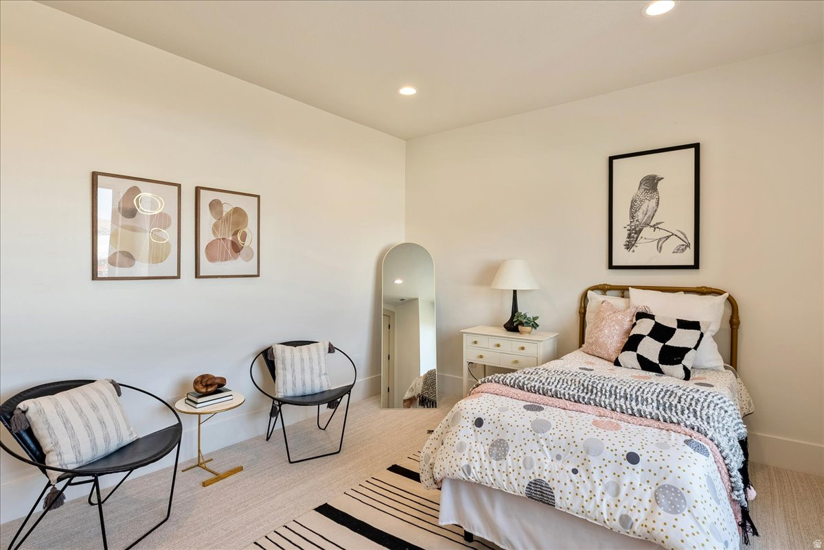 CENTER POINTE TOWNHOMES - Residential