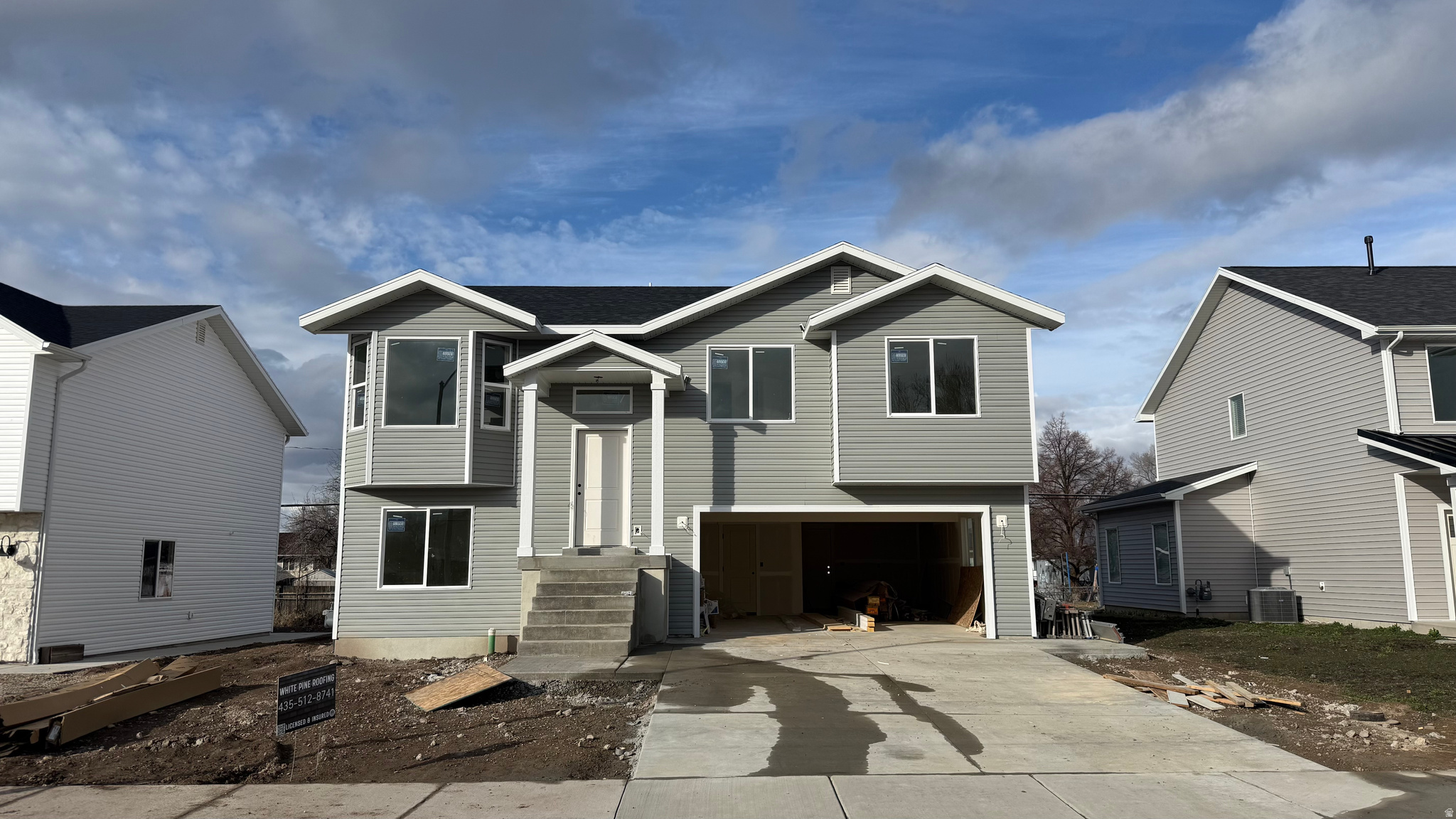 LLOYD ESTATES - Residential