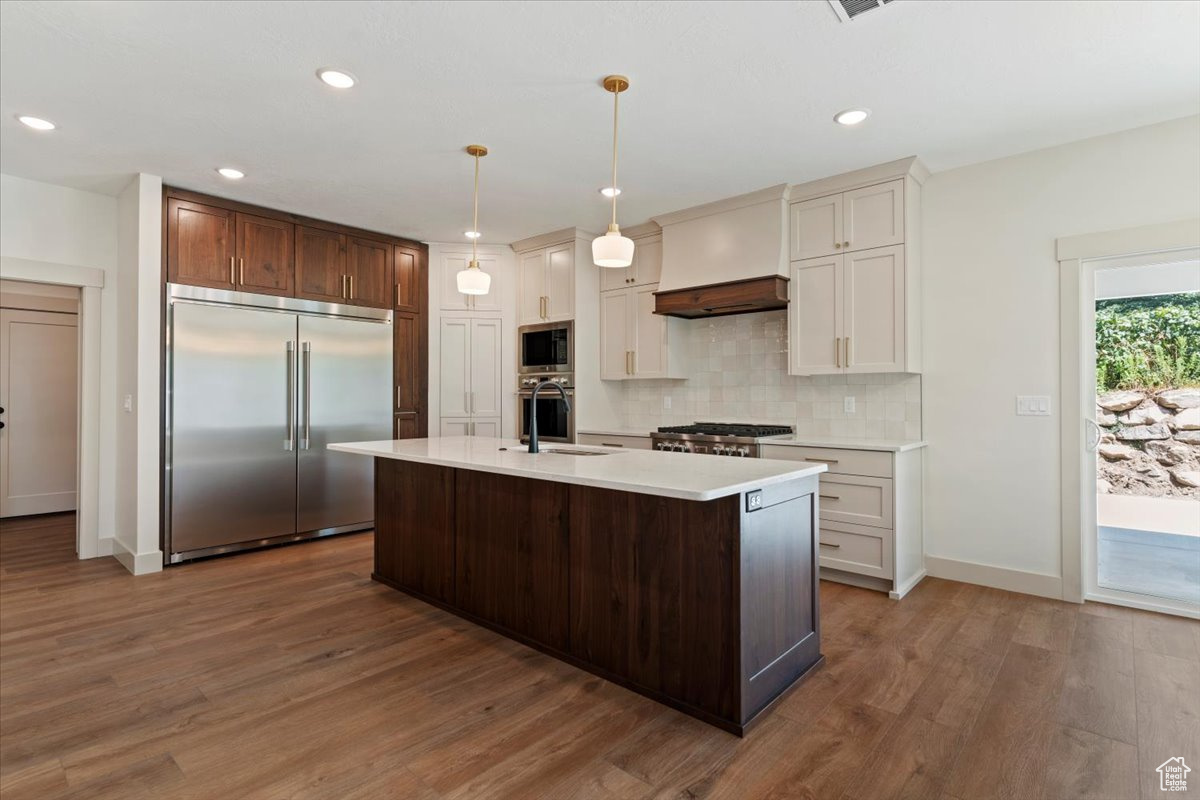 COTTRELL HILLS - Residential