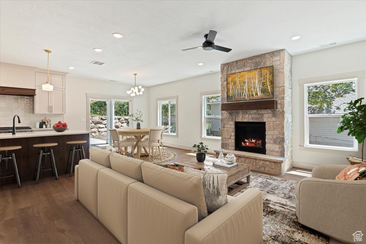 COTTRELL HILLS - Residential