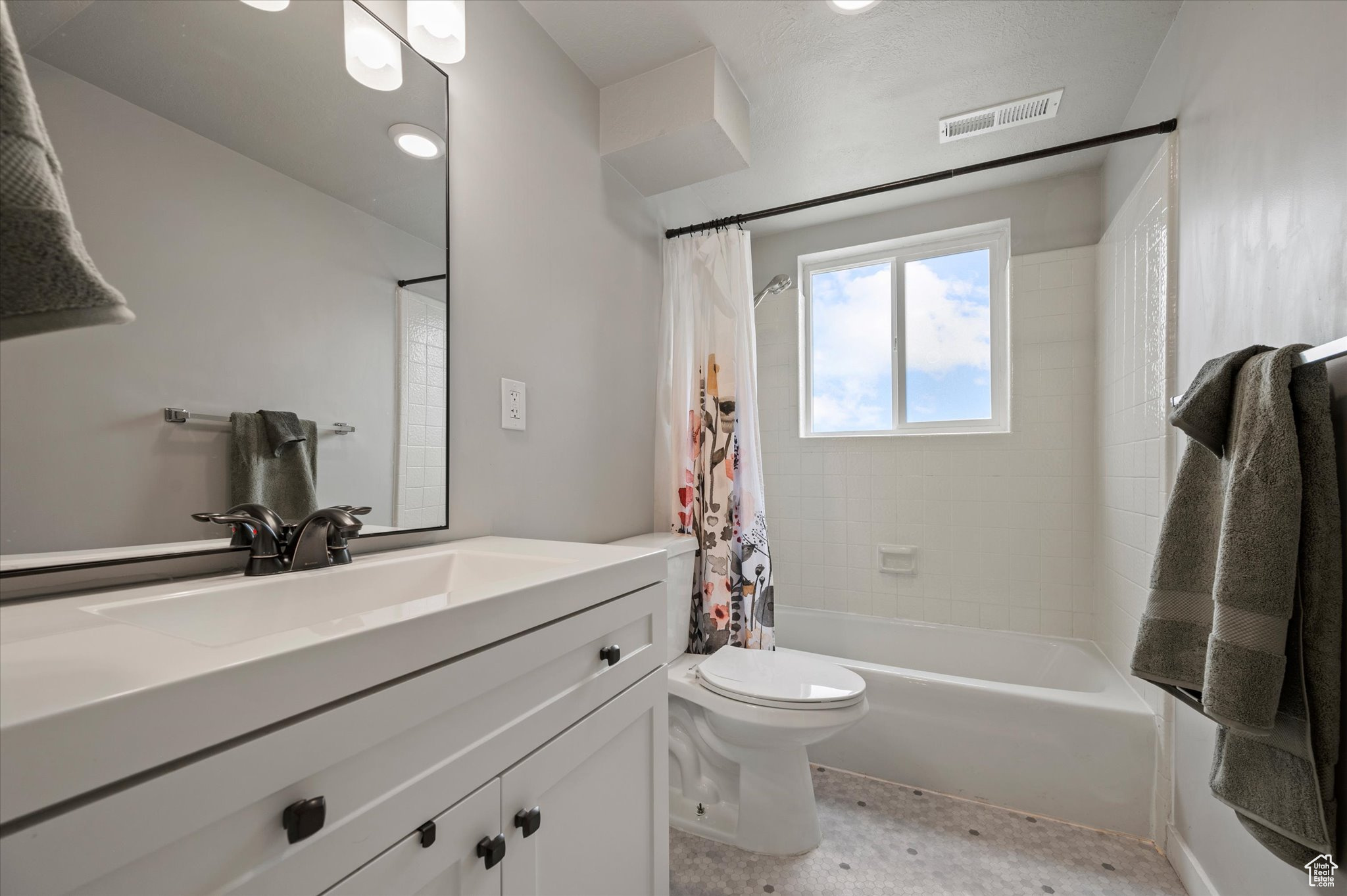 1308 Gilman Dr, Layton, Utah image 16