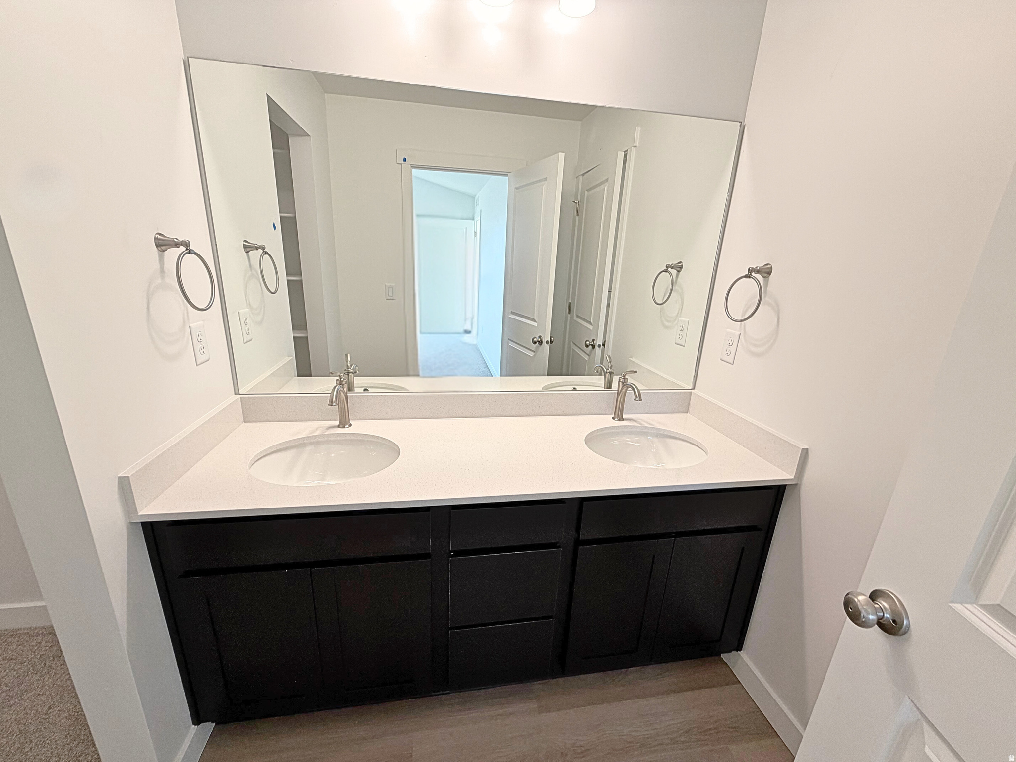 BEACON POINTE - Residential