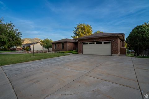 Tiny photo for 731 W 3750 N, Pleasant View, UT 84414 (MLS # 2104587)