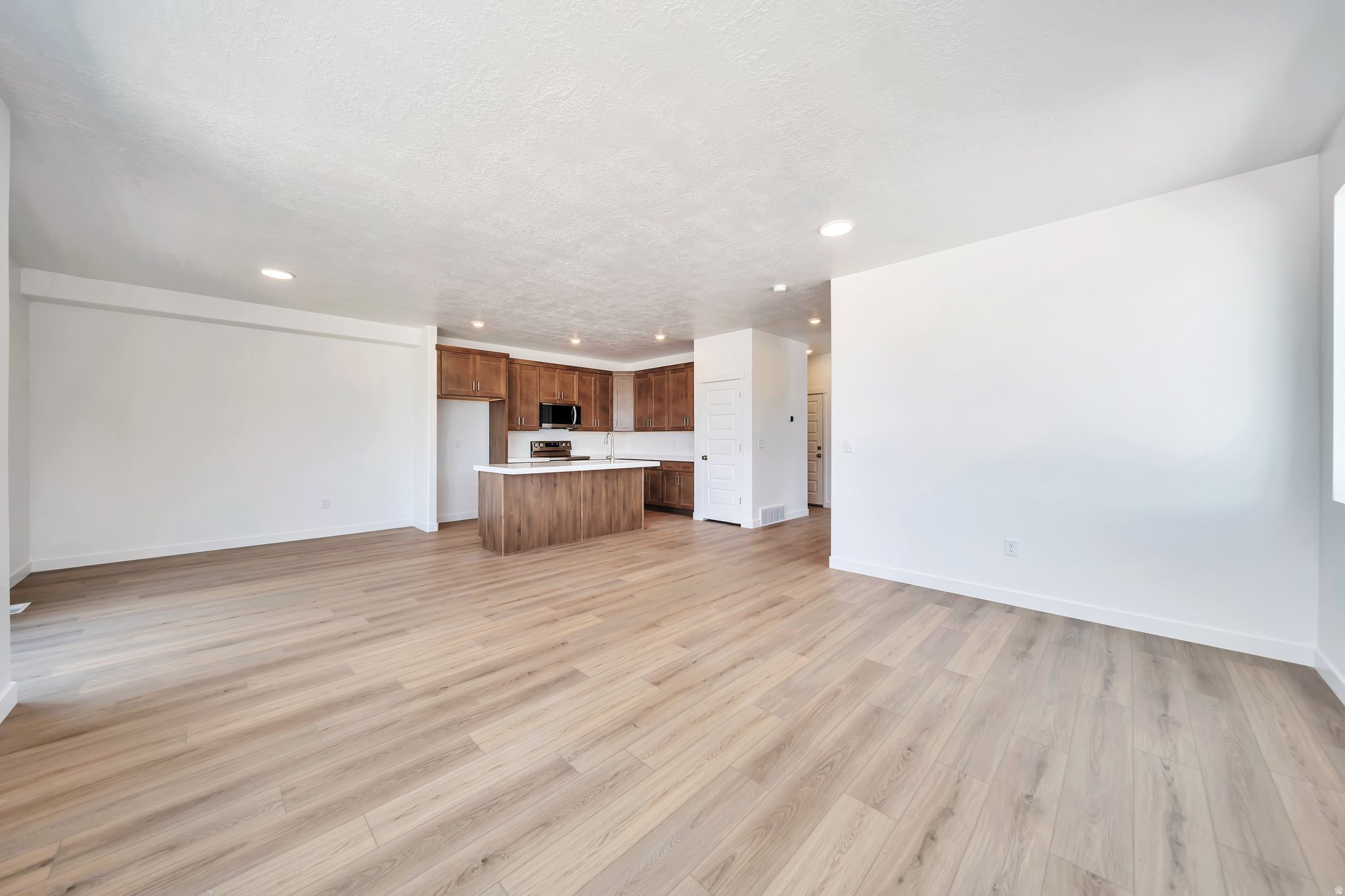 CYPRESS COVE - Residential