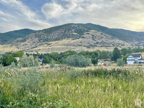 Tiny photo for 980 N HAY LN W #44, Farmington, UT 84025 (MLS # 2183500)