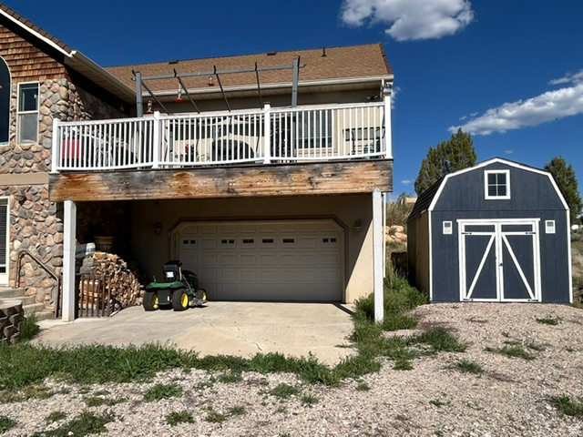 EAGLE'S LANDING - Residential