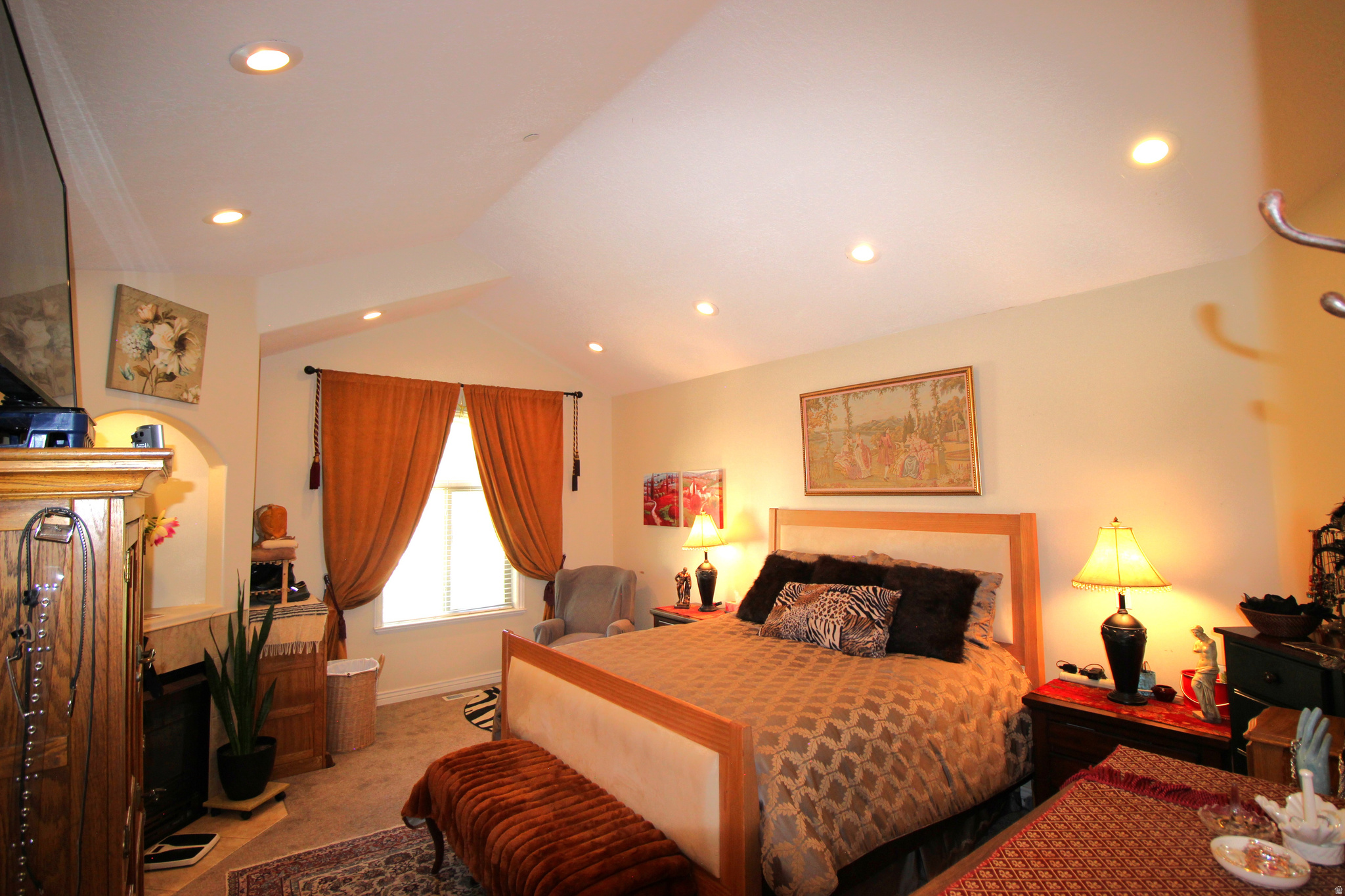 EAGLE'S LANDING - Residential