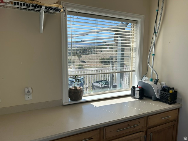 EAGLE'S LANDING - Residential