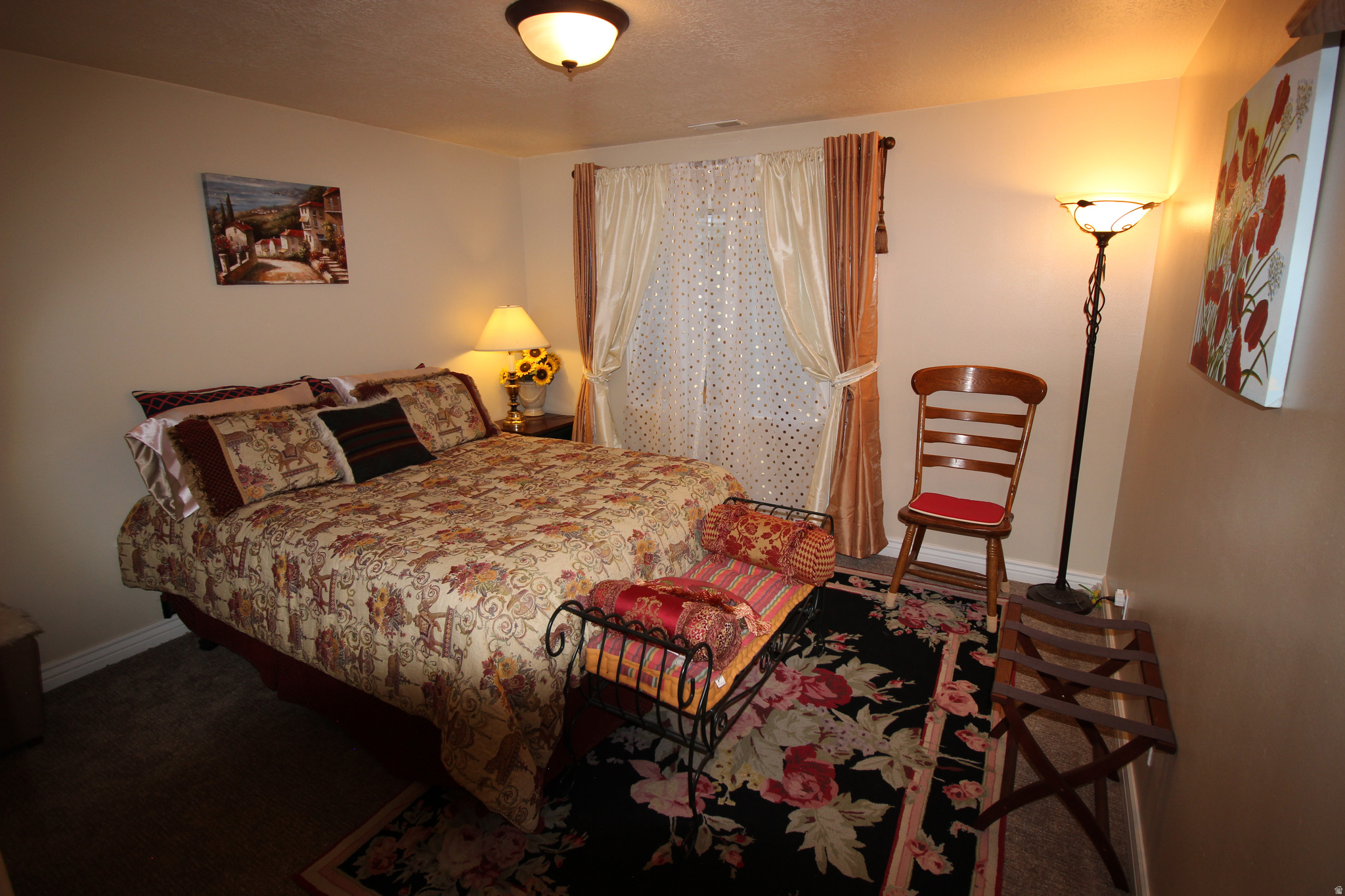 EAGLE'S LANDING - Residential