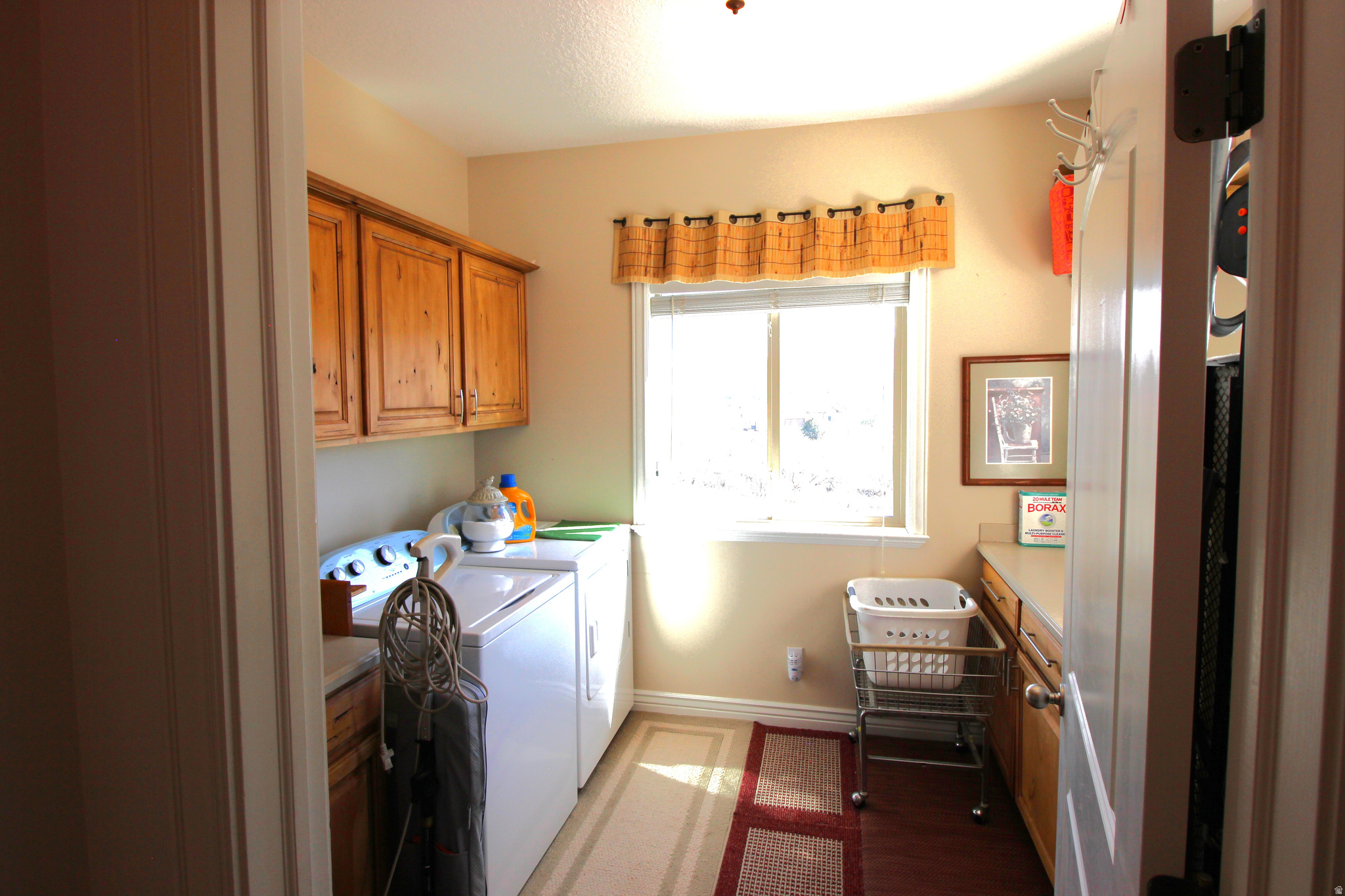 EAGLE'S LANDING - Residential