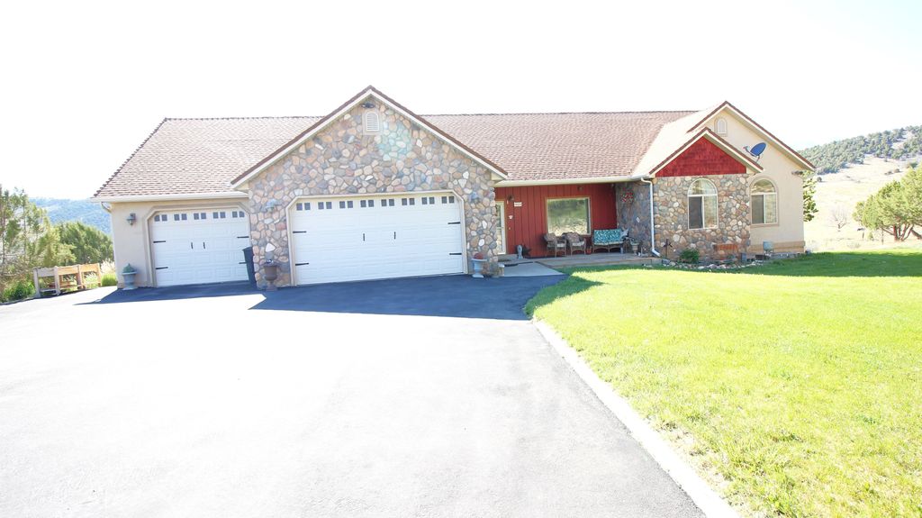 Photo of 19638 S BUCKSKIN CIR, Birdseye, UT 84629 (MLS # 2157661)