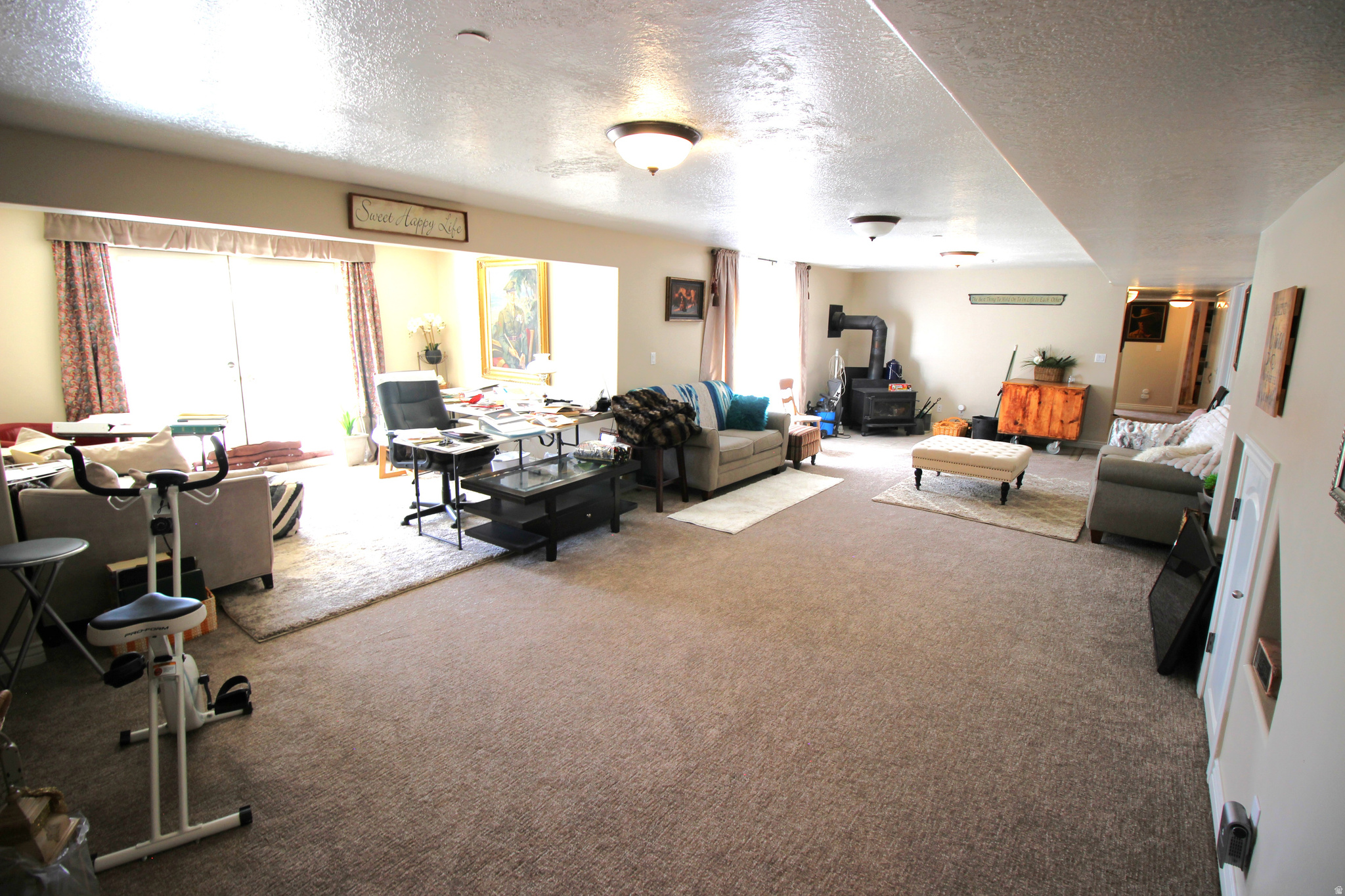 EAGLE'S LANDING - Residential