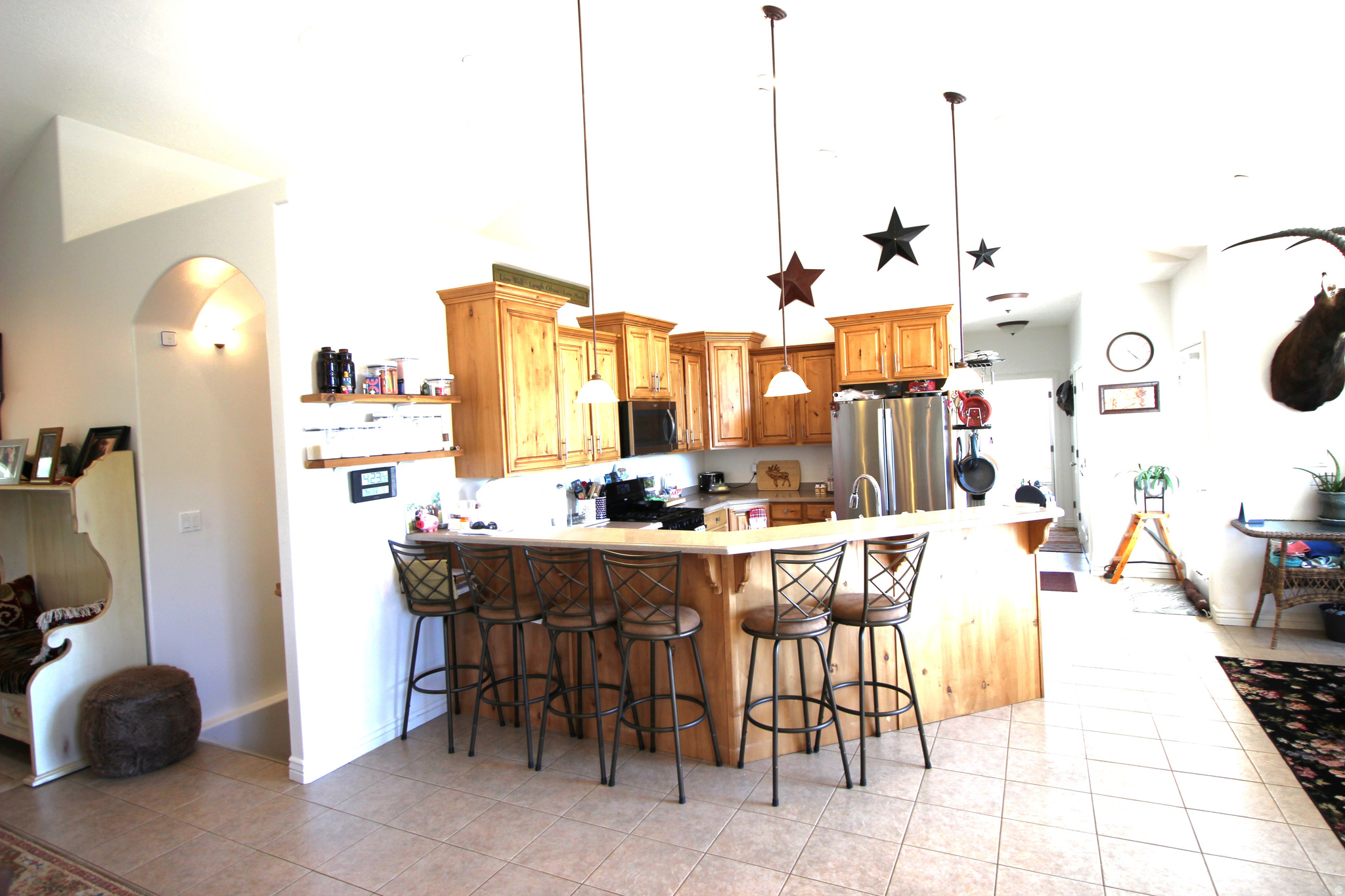 EAGLE'S LANDING - Residential