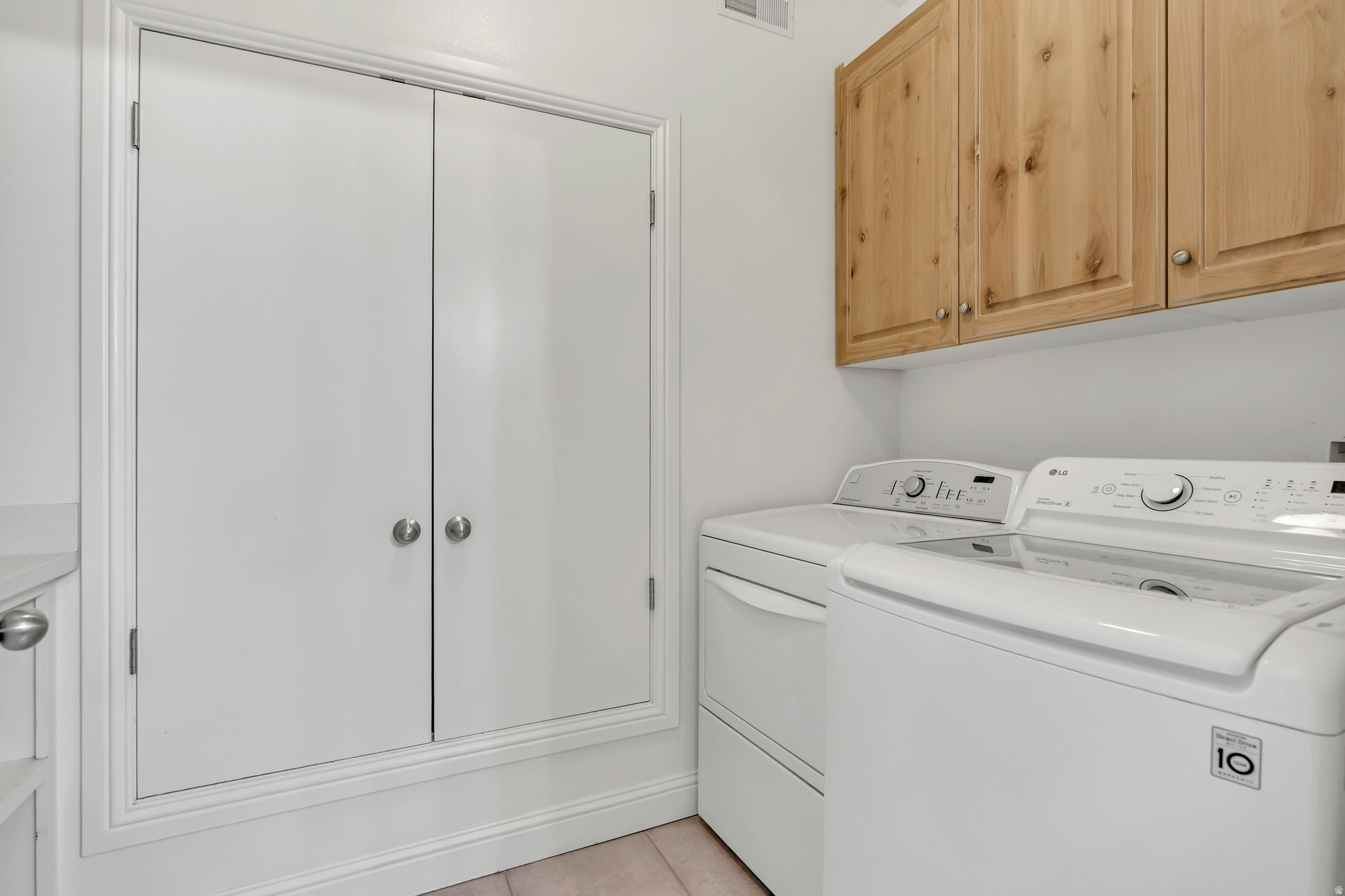 TOWN CENTER CONDO - Residential