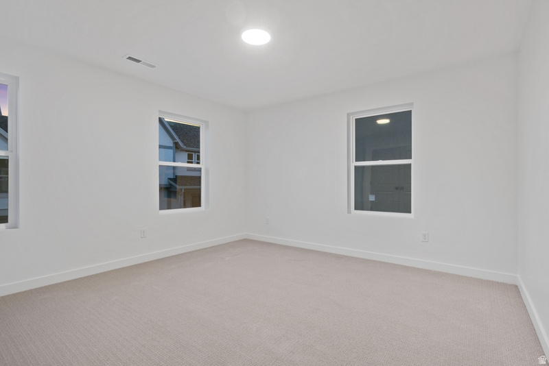 DAYBREAK - Residential Income