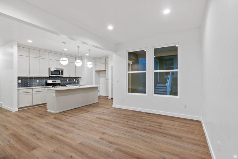 DAYBREAK - Residential Income