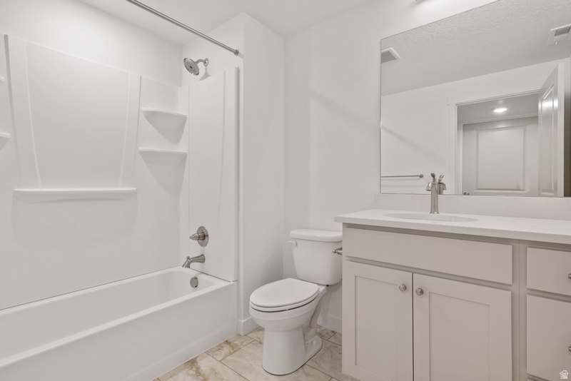 DAYBREAK - Residential Income