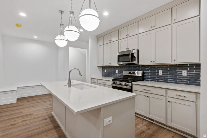 DAYBREAK - Residential Income