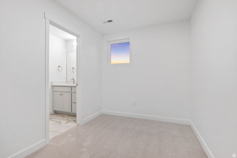 DAYBREAK - Residential Income