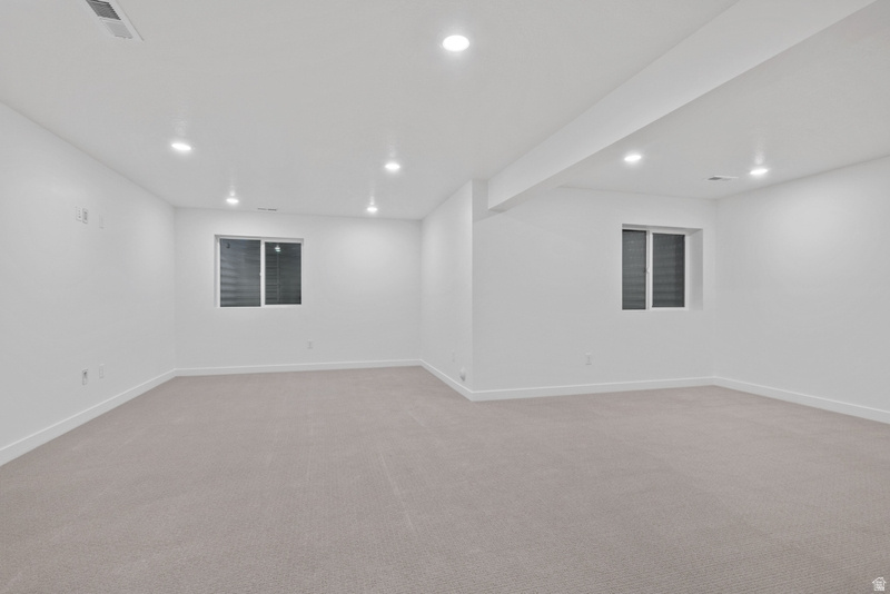 DAYBREAK - Residential Income