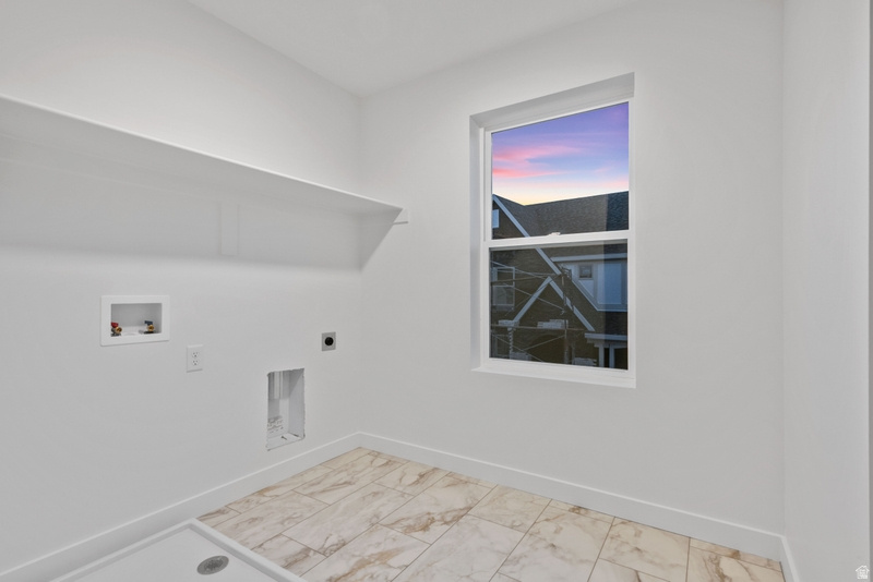 DAYBREAK - Residential Income