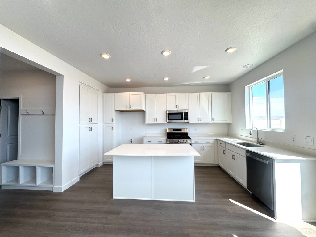 Photo of 3034 N SUMMERWOOD DR #803, Eagle Mountain, UT 84005 (MLS # 2169069)