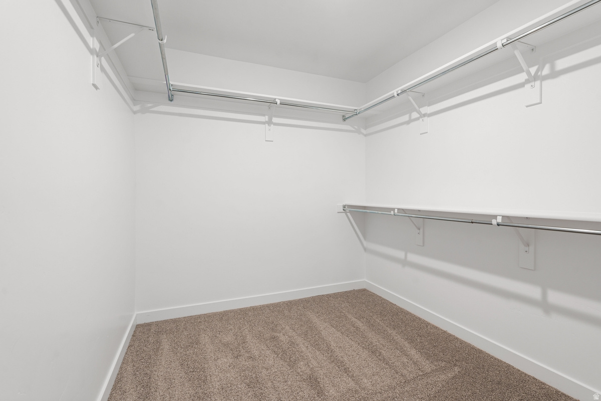 PONY EXPRESS ESTATES - Residential