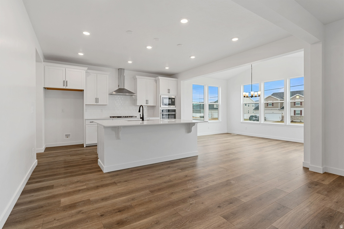 PONY EXPRESS ESTATES - Residential