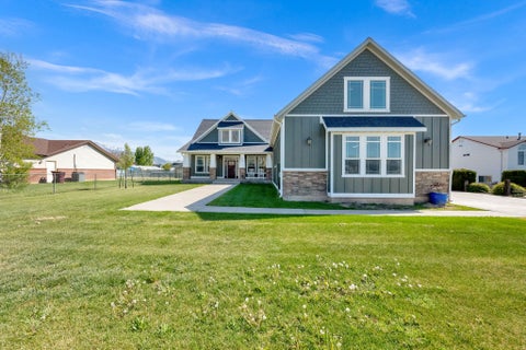 Photo of 547 W 2550 N, Harrisville, UT 84414 (MLS # 2182959)