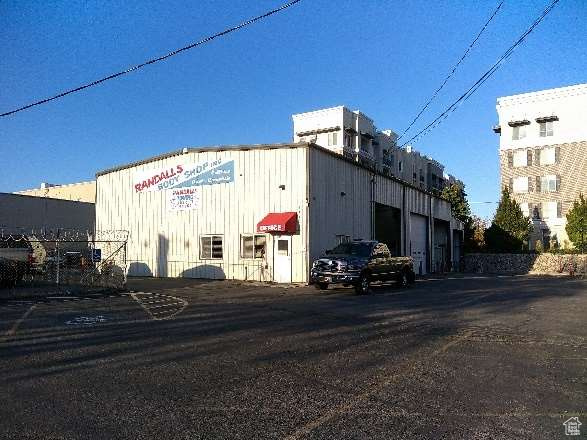 TATE - Commercial Sale