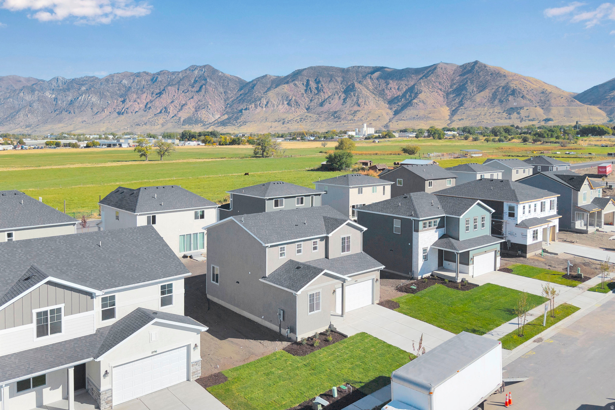 SEASONS AT BEETON PATH - Residential