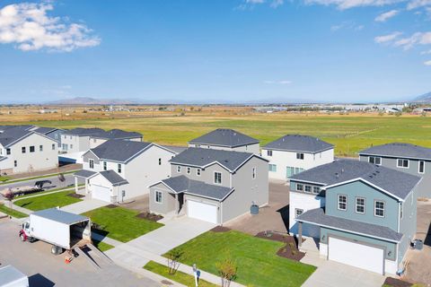 Tiny photo for 1090 W 450 S #58, Brigham City, UT 84302 (MLS # 2129707)