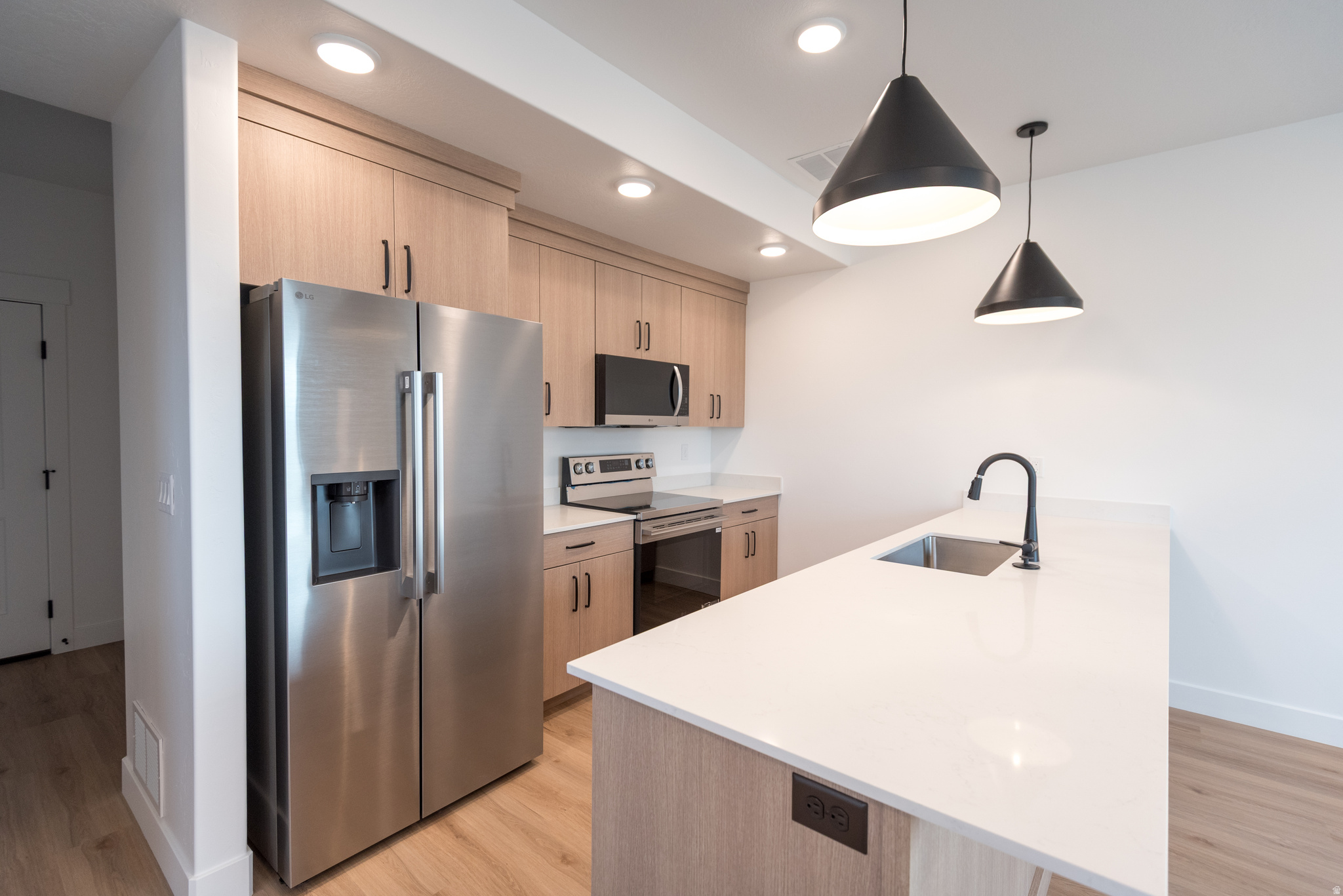 CLEAR CREEK - Residential