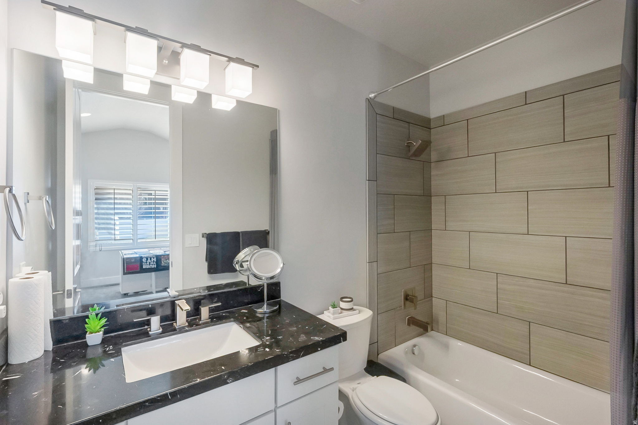 DESERT CREEK PUD - Residential