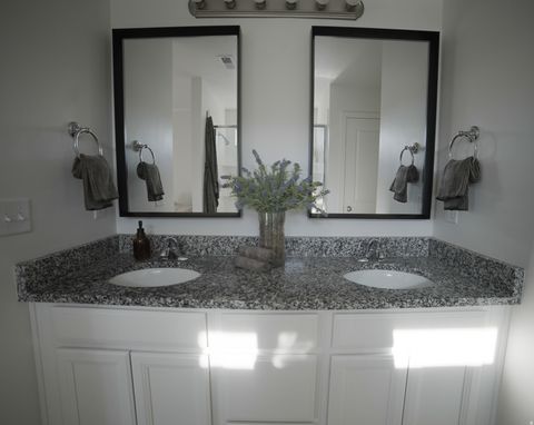 Tiny photo for 2089 W 3250 S, Syracuse, UT 84075 (MLS # 2130438)