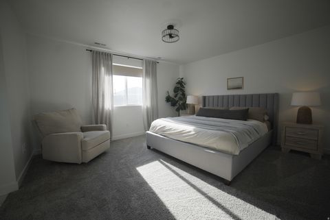 Tiny photo for 2089 W 3250 S, Syracuse, UT 84075 (MLS # 2130438)