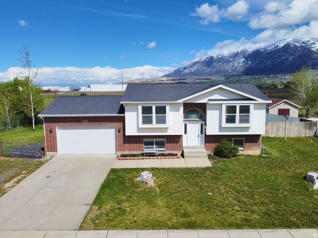 Photo of 1012 W 1650 N, Harrisville, UT 84404 (MLS # 2153001)