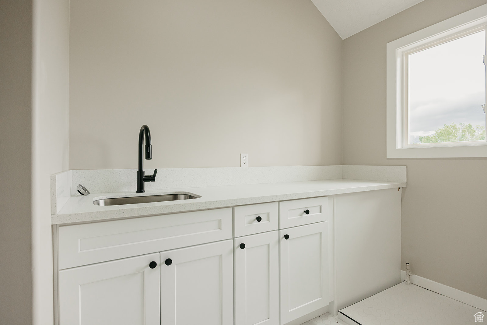 JORDAN MEADOW ESTATES - Residential