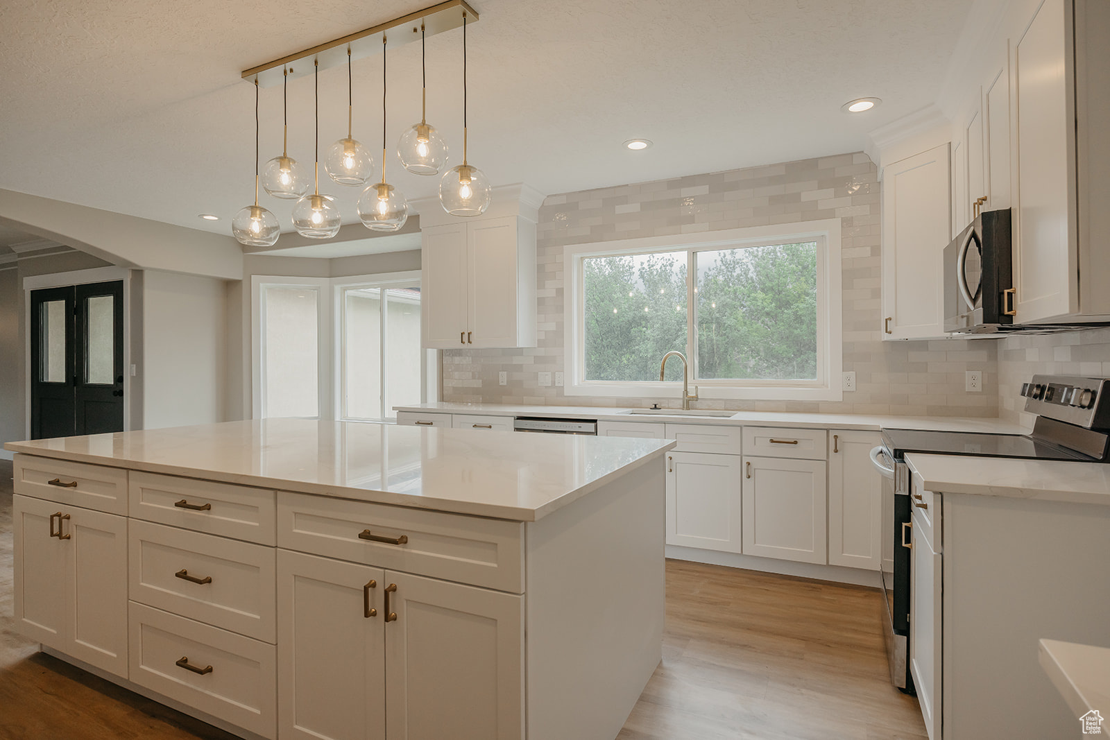 JORDAN MEADOW ESTATES - Residential