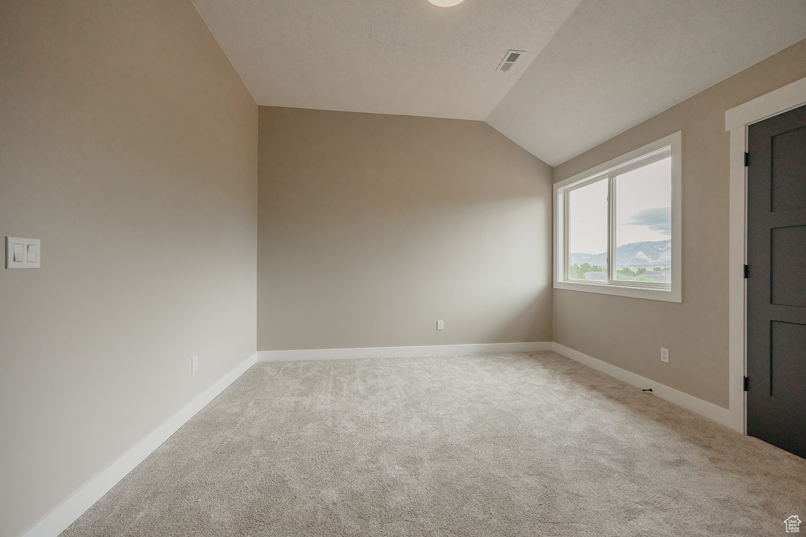 JORDAN MEADOW ESTATES - Residential