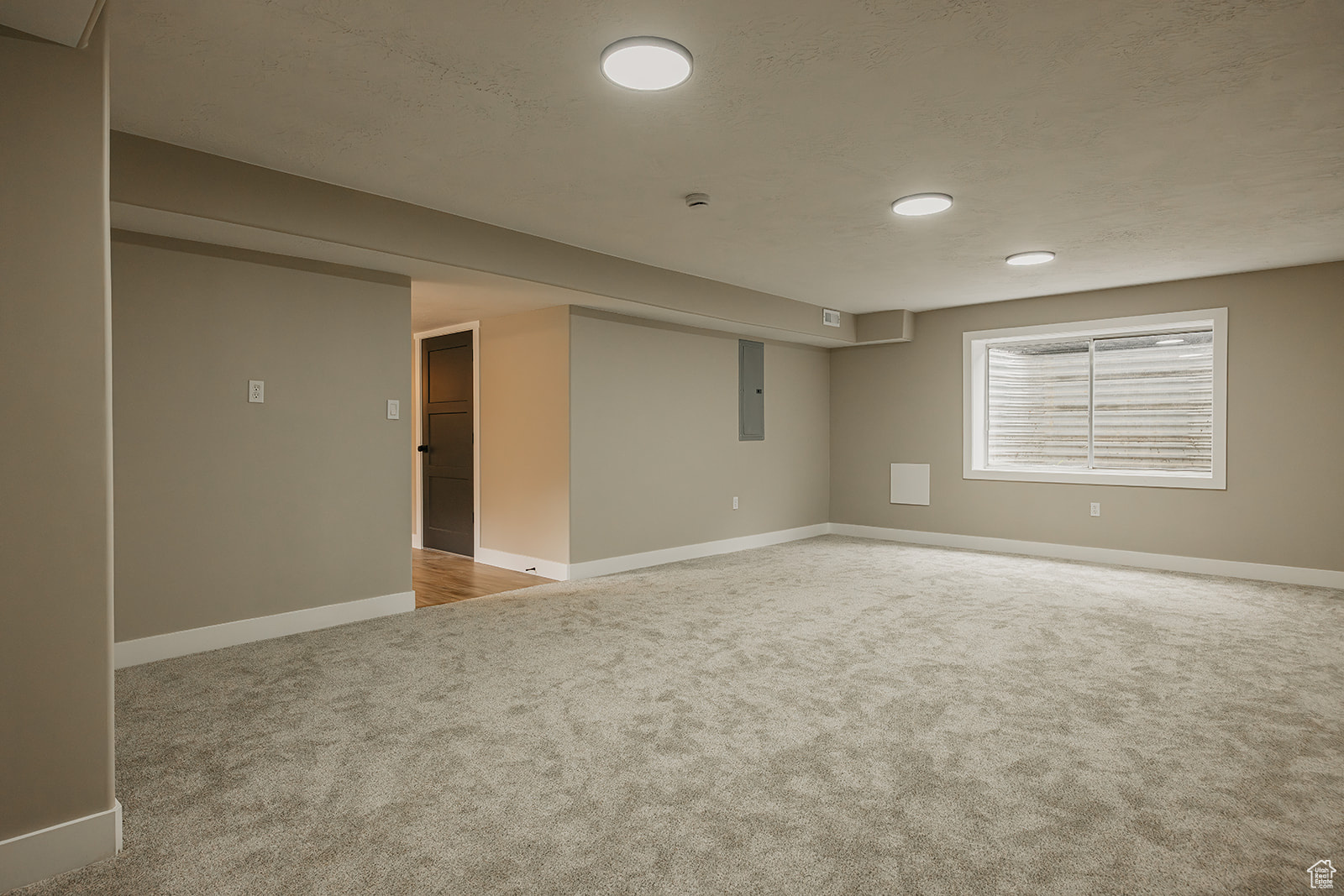 JORDAN MEADOW ESTATES - Residential