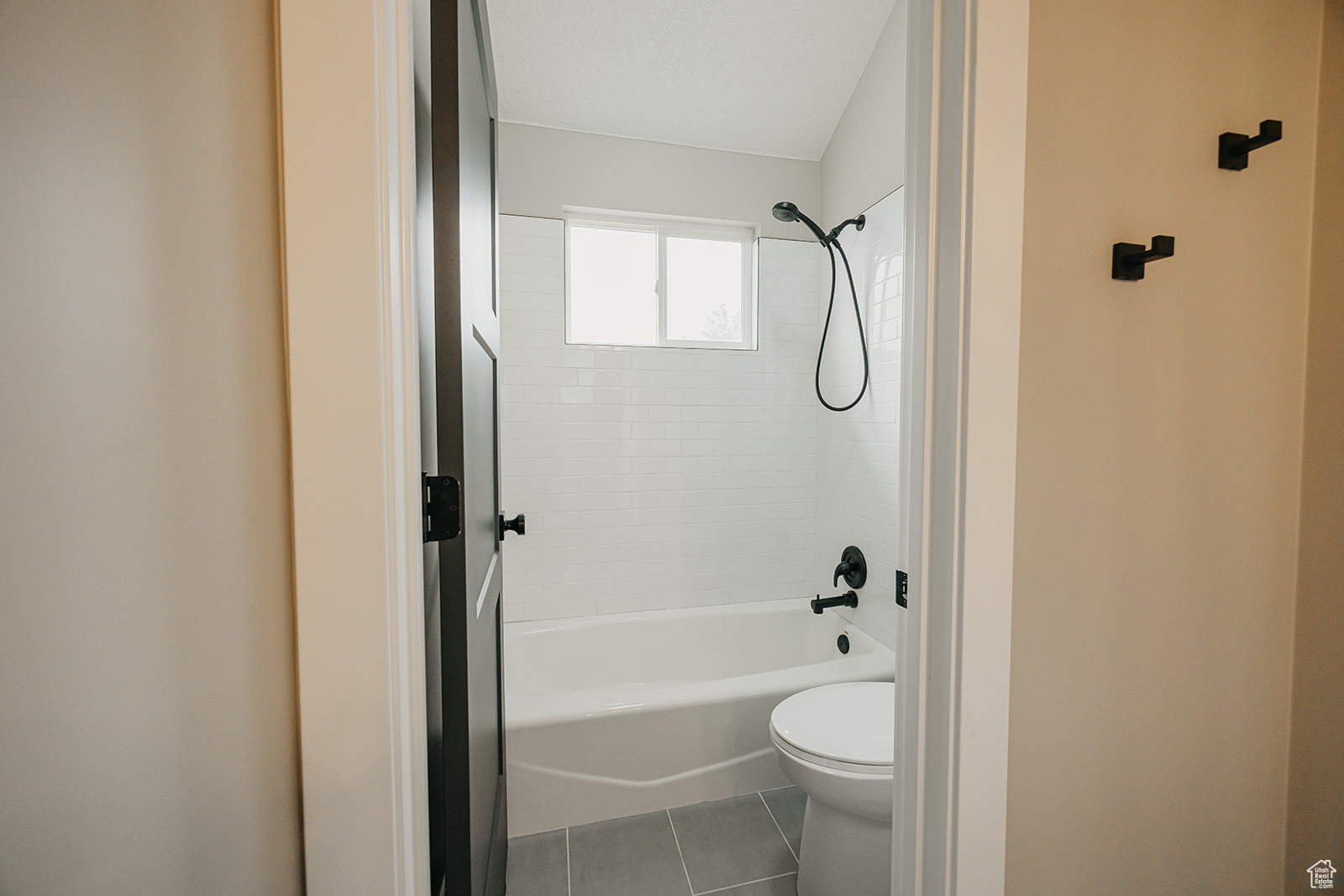JORDAN MEADOW ESTATES - Residential