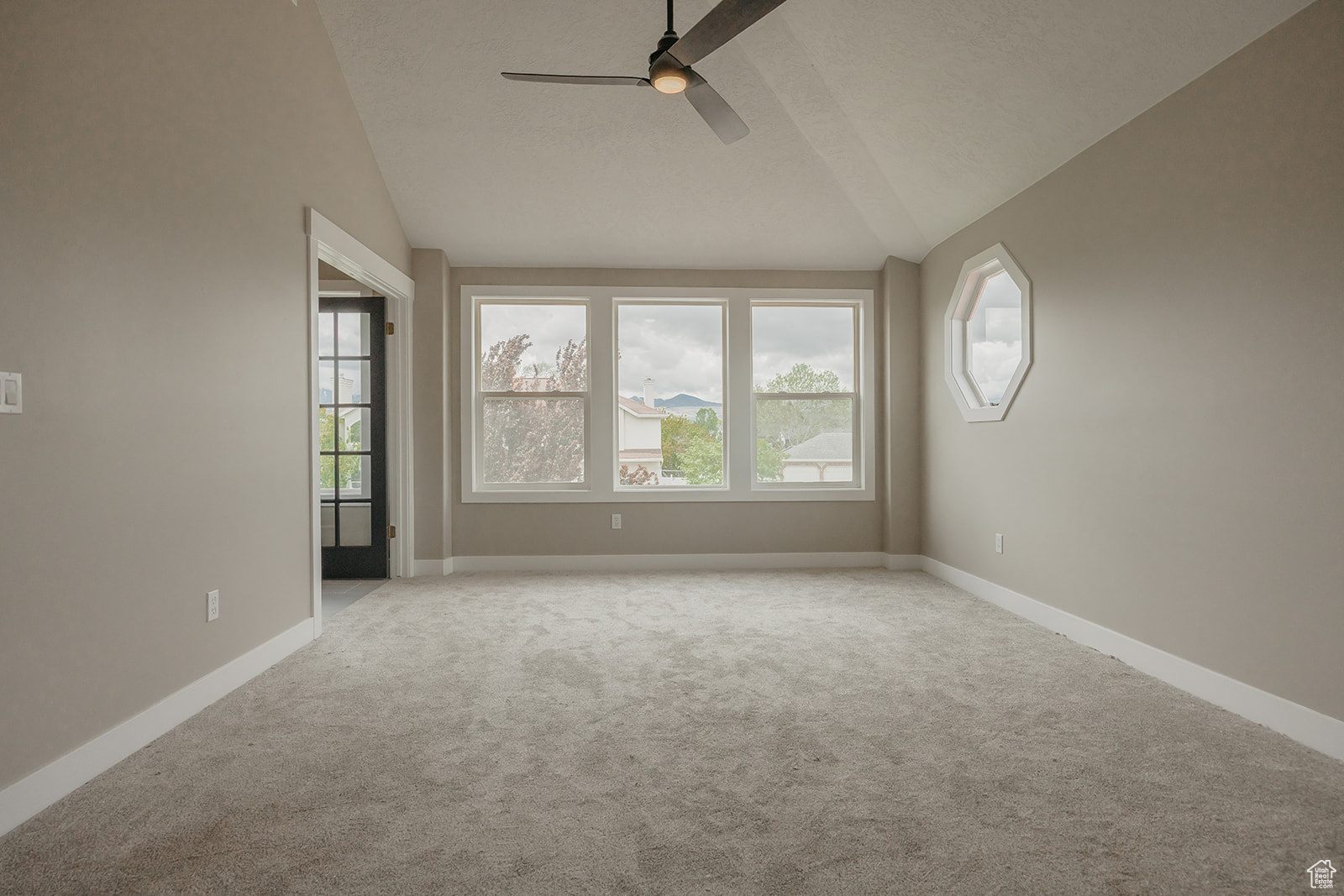 JORDAN MEADOW ESTATES - Residential