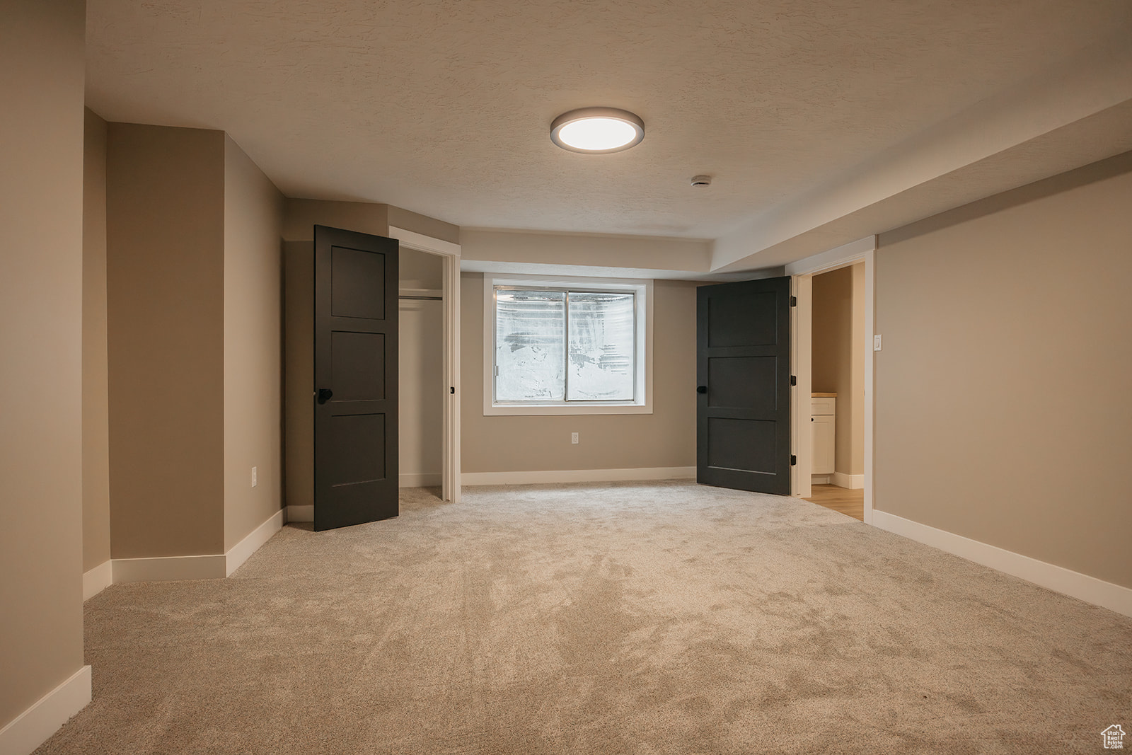 JORDAN MEADOW ESTATES - Residential