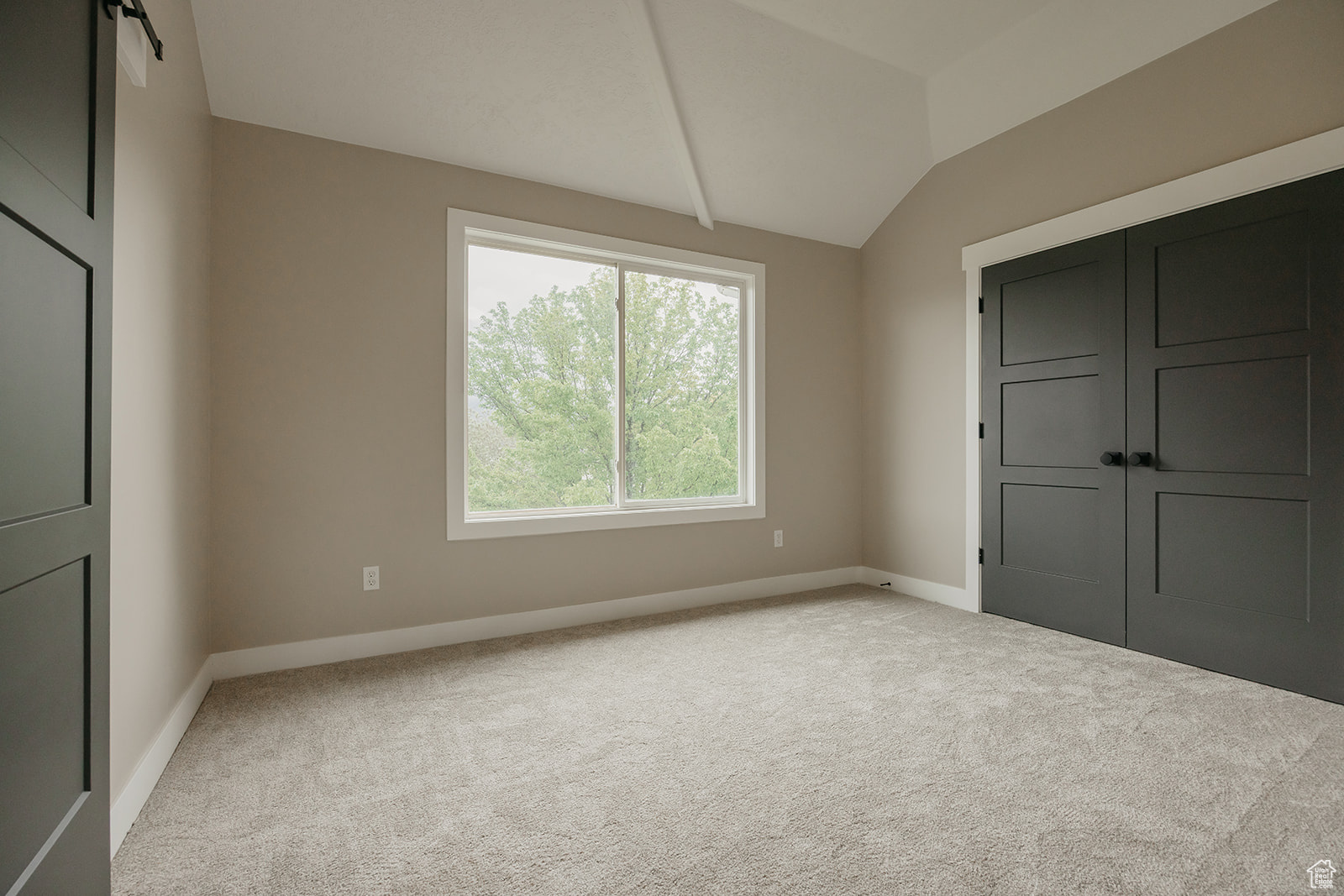 JORDAN MEADOW ESTATES - Residential